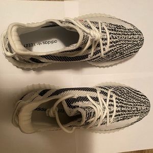 Yeezy 350 v2 Zebras Size 12.5 Gently Worn